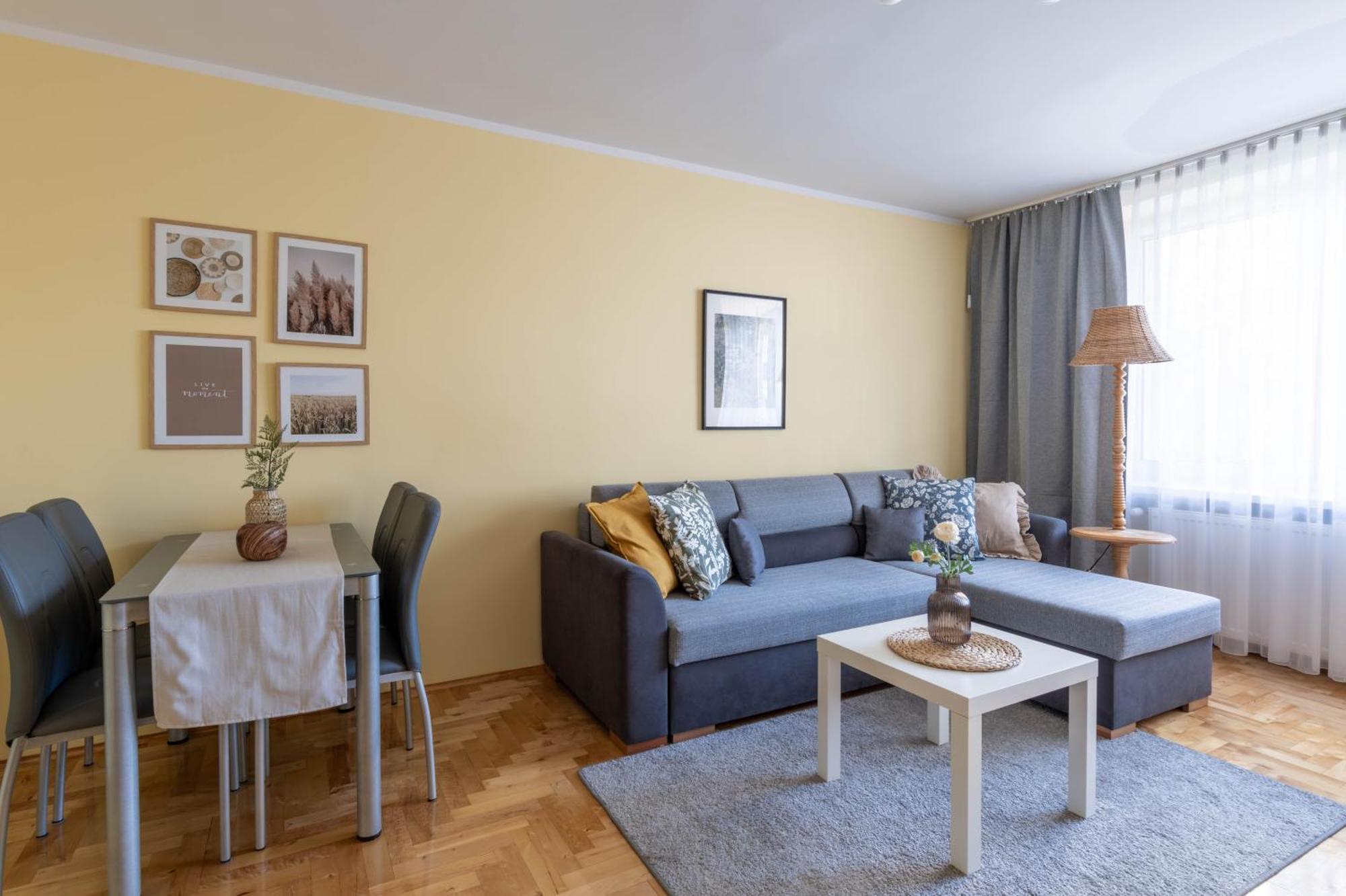 Apartament Mia Stepinska Near The Royal Lazienki *
